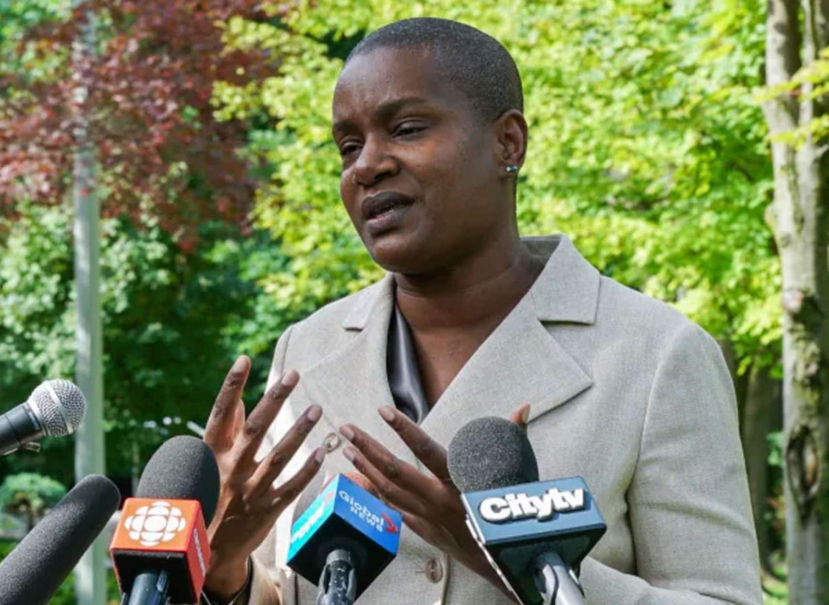 خبر-کانادا-اولین-زلزله-سیاسی-پس-از-انتخابات-آنامی-پل-رهبر-سبزها-استعفا-کرد