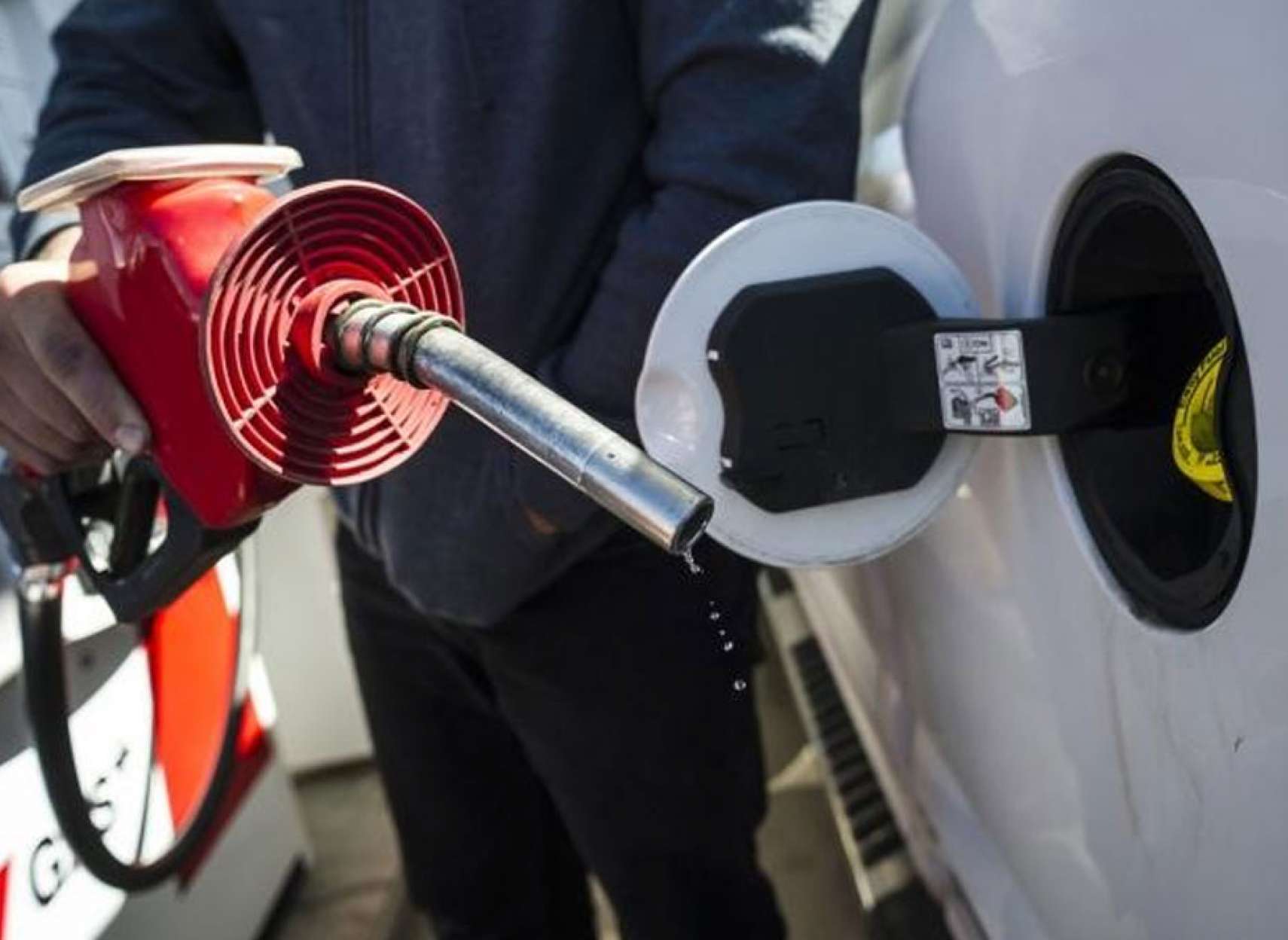 خبر-کانادا-فردا-چهارشنبه-بنزین-آلبرتا-بریتیش-کلمبیا-انتاریو-کبک-بالاترین-حد-ماه-گذشته