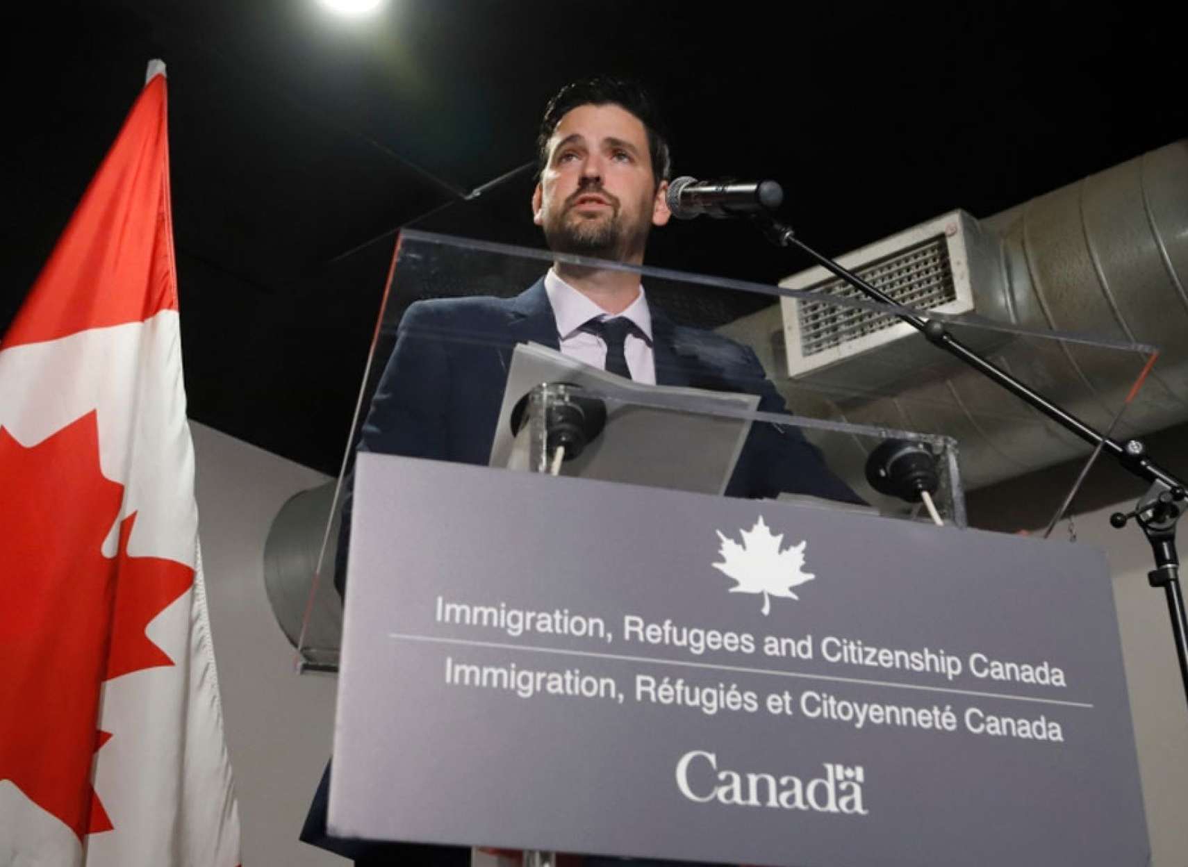 خبر-کانادا-مجوز-کار-‌فارغ-التحصیلان-بین-المللی-از-مقطع-کالج-به-بالا-را-تمدید-می-کند