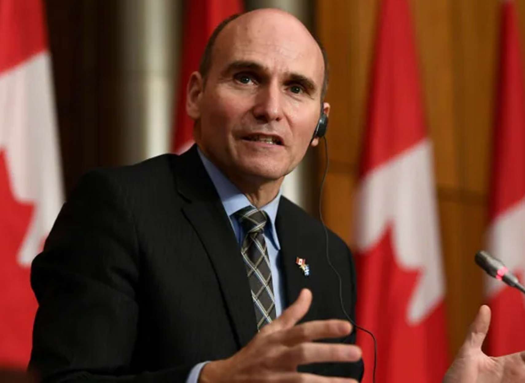 خبر-کانادا-وزیر-بهداشت-کشور-رو-به-اجباری-کردن-واکسیناسیون-کرونا-از-هفته-های-آینده-کدام-استان