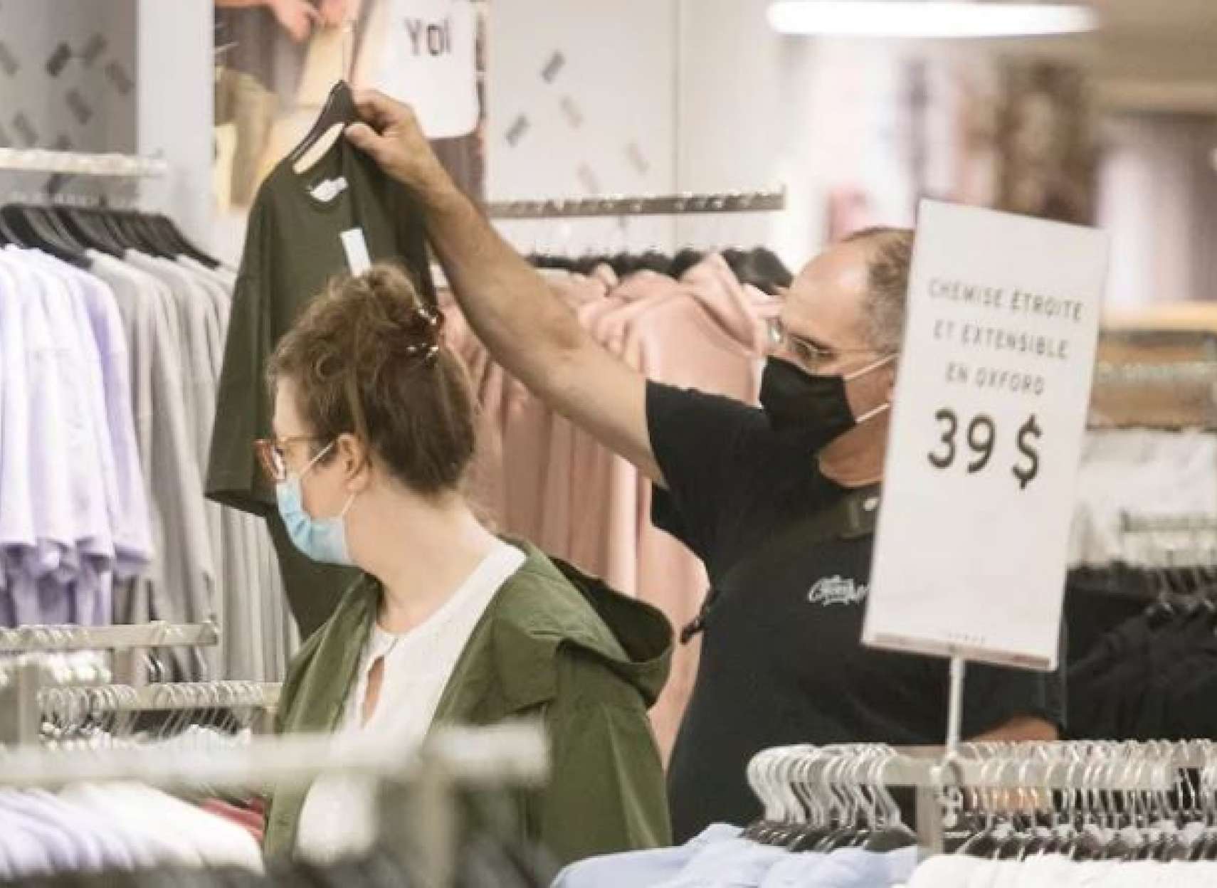 رشد-مداوم-خرده-فروشی-و-رفع-تدریجی-بالای-کرونا-از-اقتصاد-کانادا-خرده-فروشی-آنلاین-در-کانادا-در- حال-گسترش-است