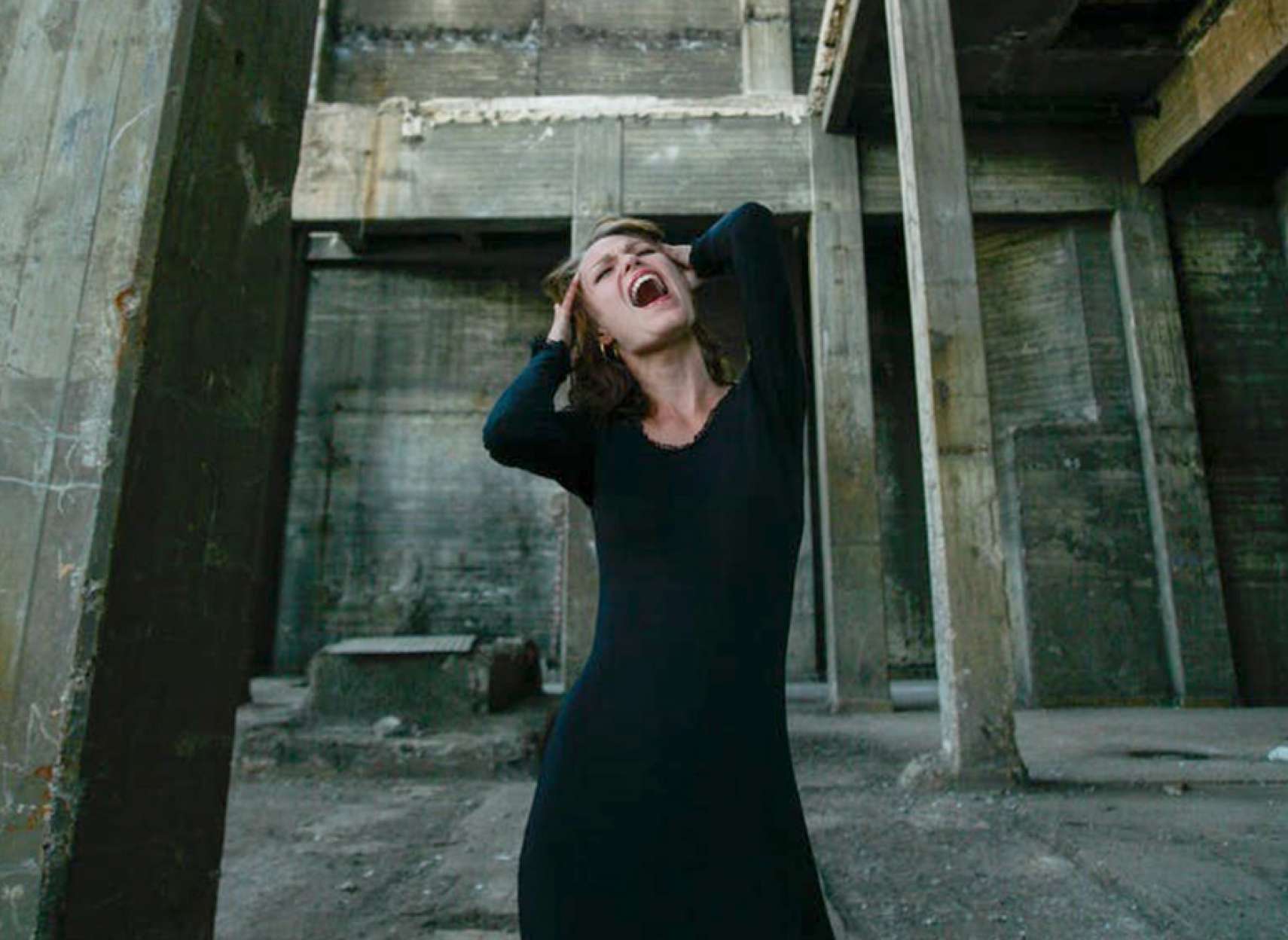 روانشناسی-داعی-ترس-از-جاهای-بسته-و-خانه‌نشین-شدن