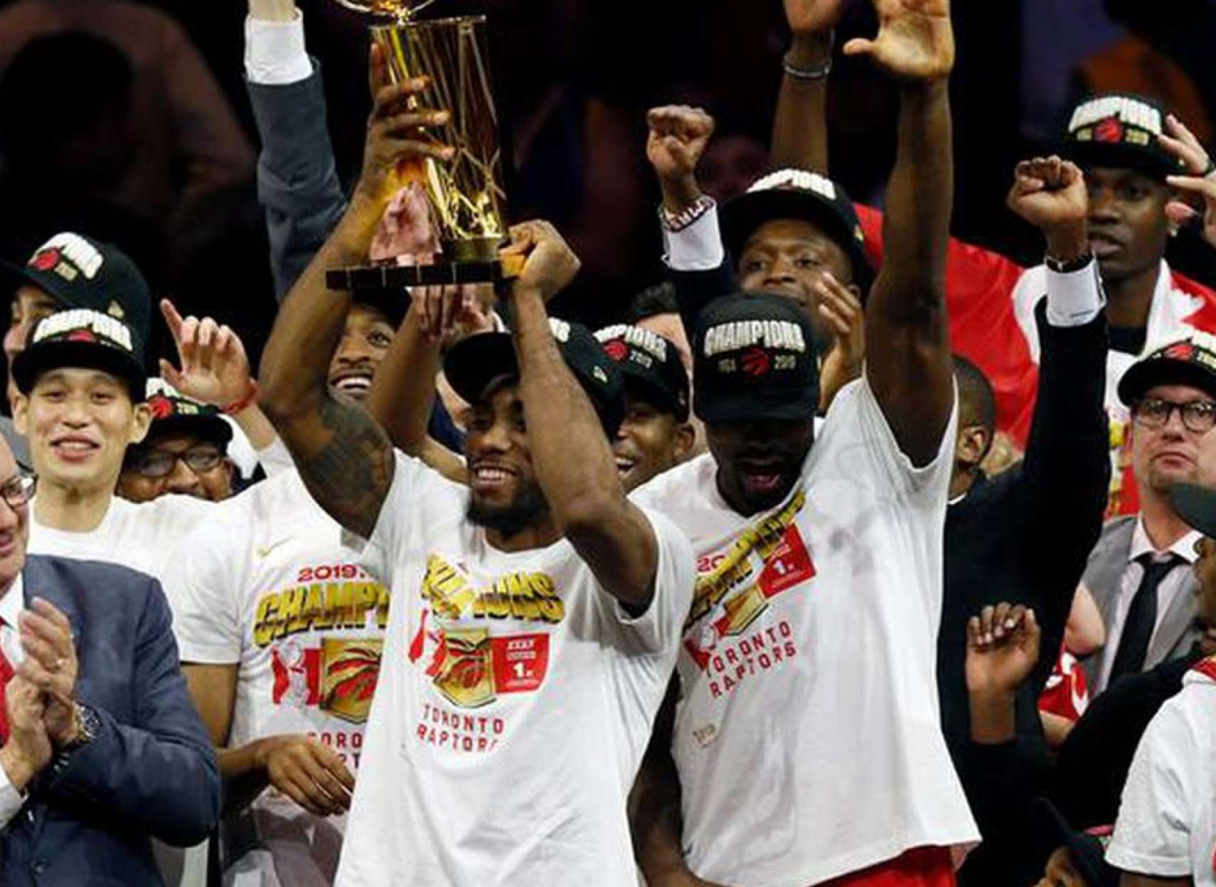 رژه-قهرمانی-رپترز-با-تیراندازی-به-پایان-رسید-تورنتو-اخبار