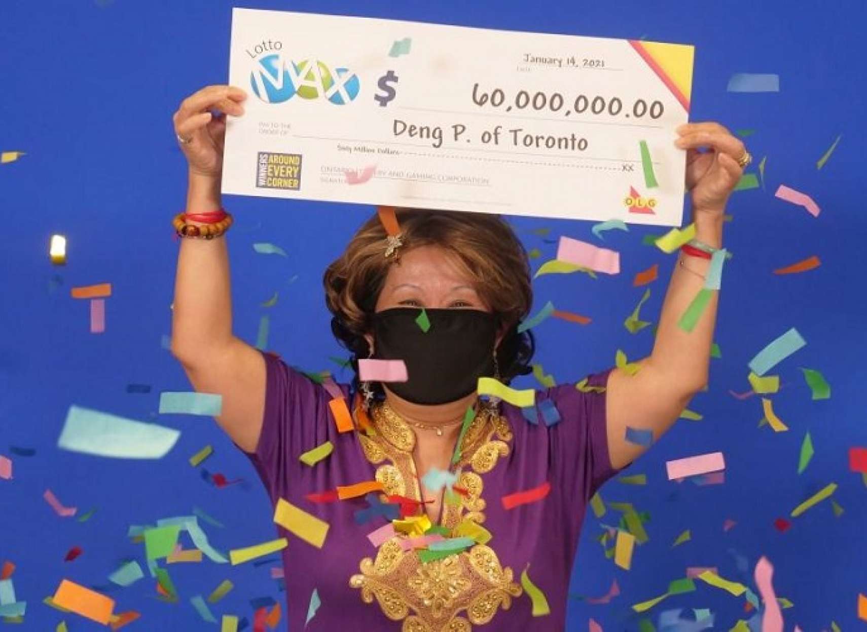 زن-مهاجر-با-شماره-هایی-که-همسرش-در-خواب-دیده-بود-برنده-قرعه-کشی- ۶۰ -میلیون-دلاری-کانادا-شد