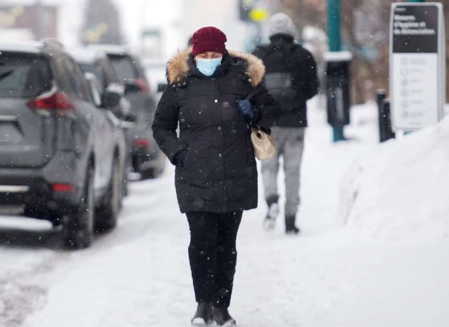 سرنوشت-گذرنامه-واکسن-در-کانادا-چه-خواهد-شد-درخواست-مقامات-دولتی-از-مردم-کانادا-برای-توقف-مقایسه-بین- واکسن-‌های-کرونا