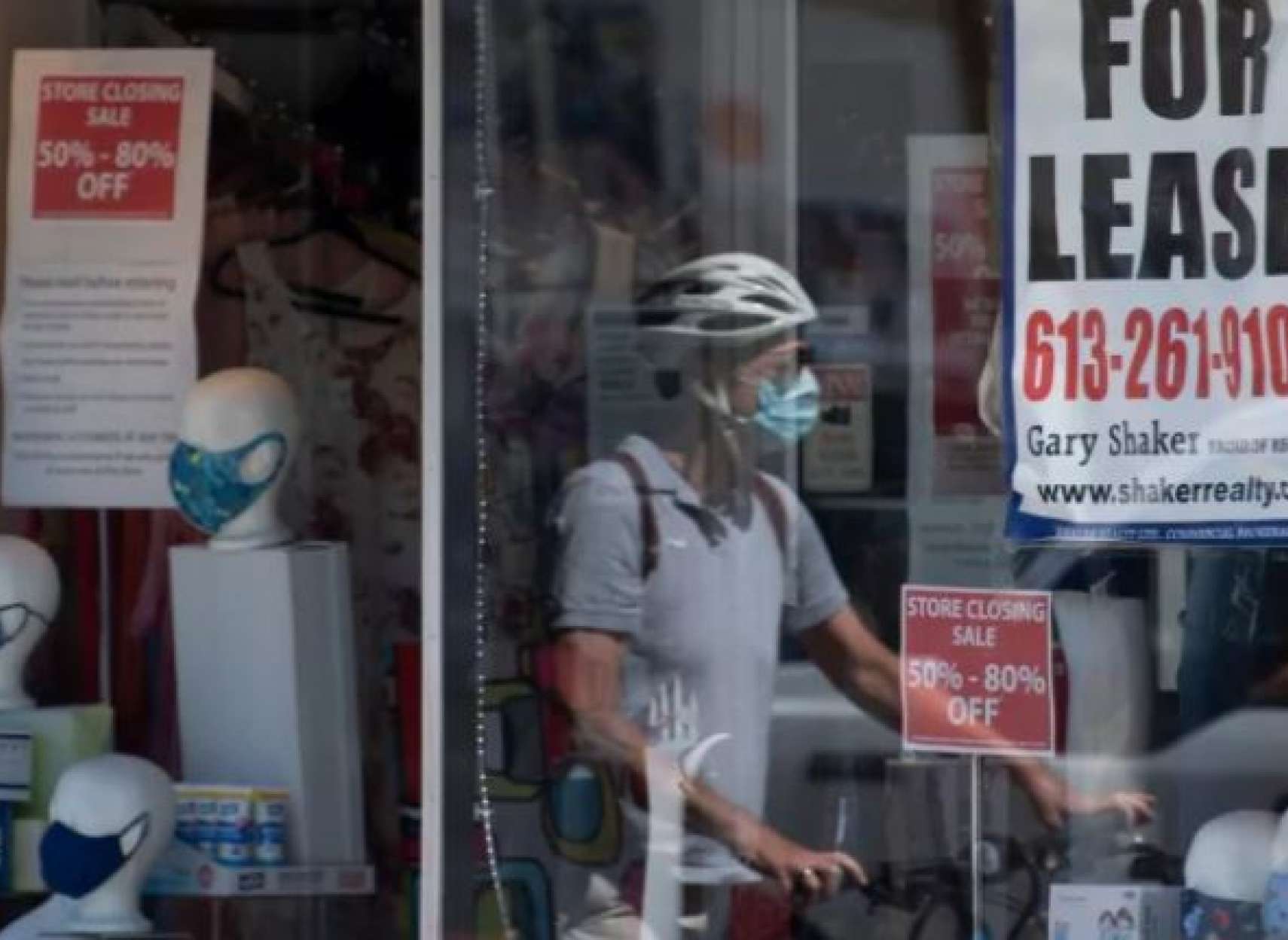 موج-دوم-کرونا-علیه-بازگشت-اقتصاد-کانادا-به-شرایط-عادی-پیش‌-بینی-کاهش-رشد-اقتصادی-در-ماه-‌های-آینده-کدام-کسب-و-کارها-به-شرایط-عادی-بازگشته- بودند؟