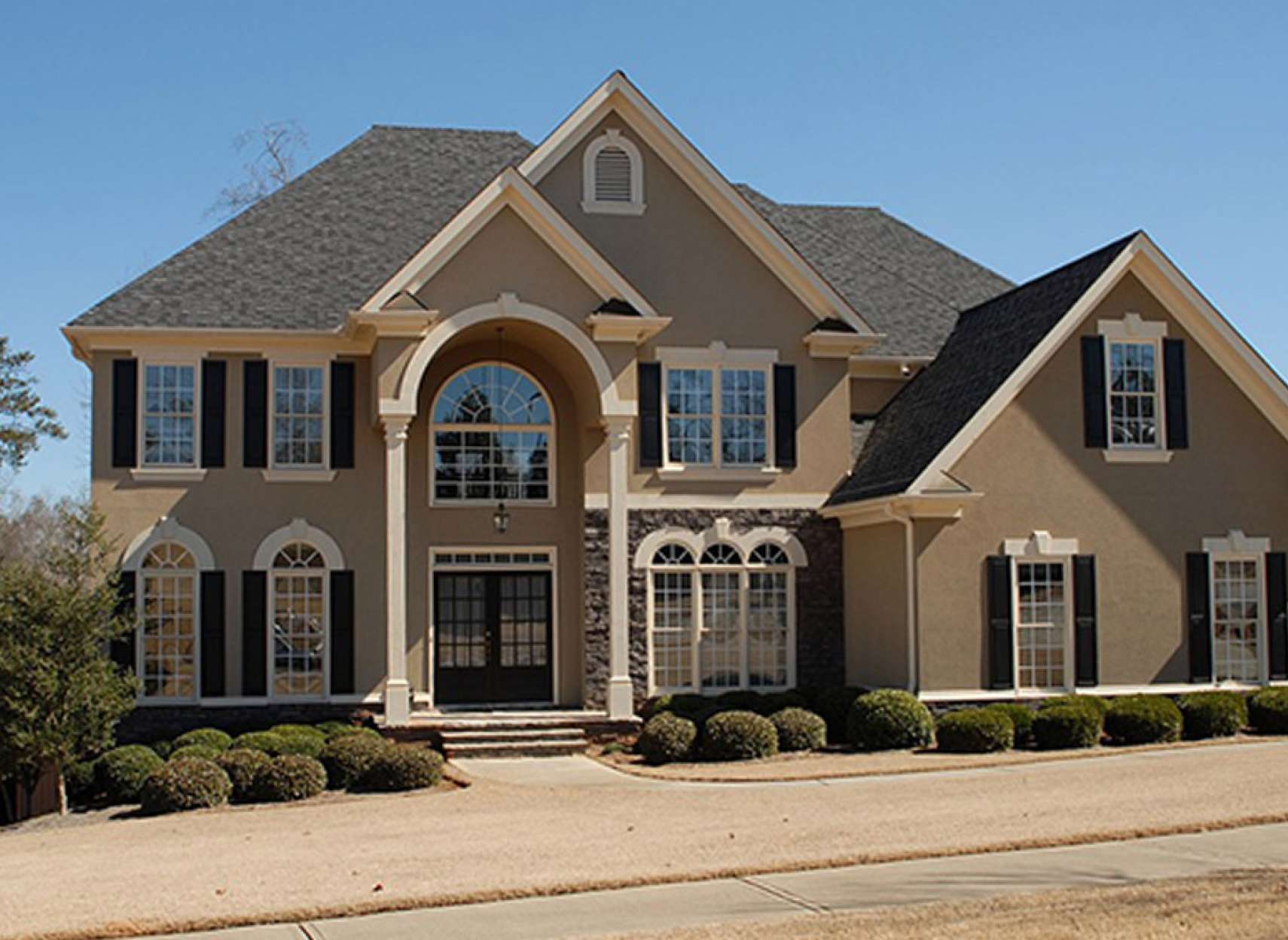 Anvari-RealEstate-rishe-dar-khak