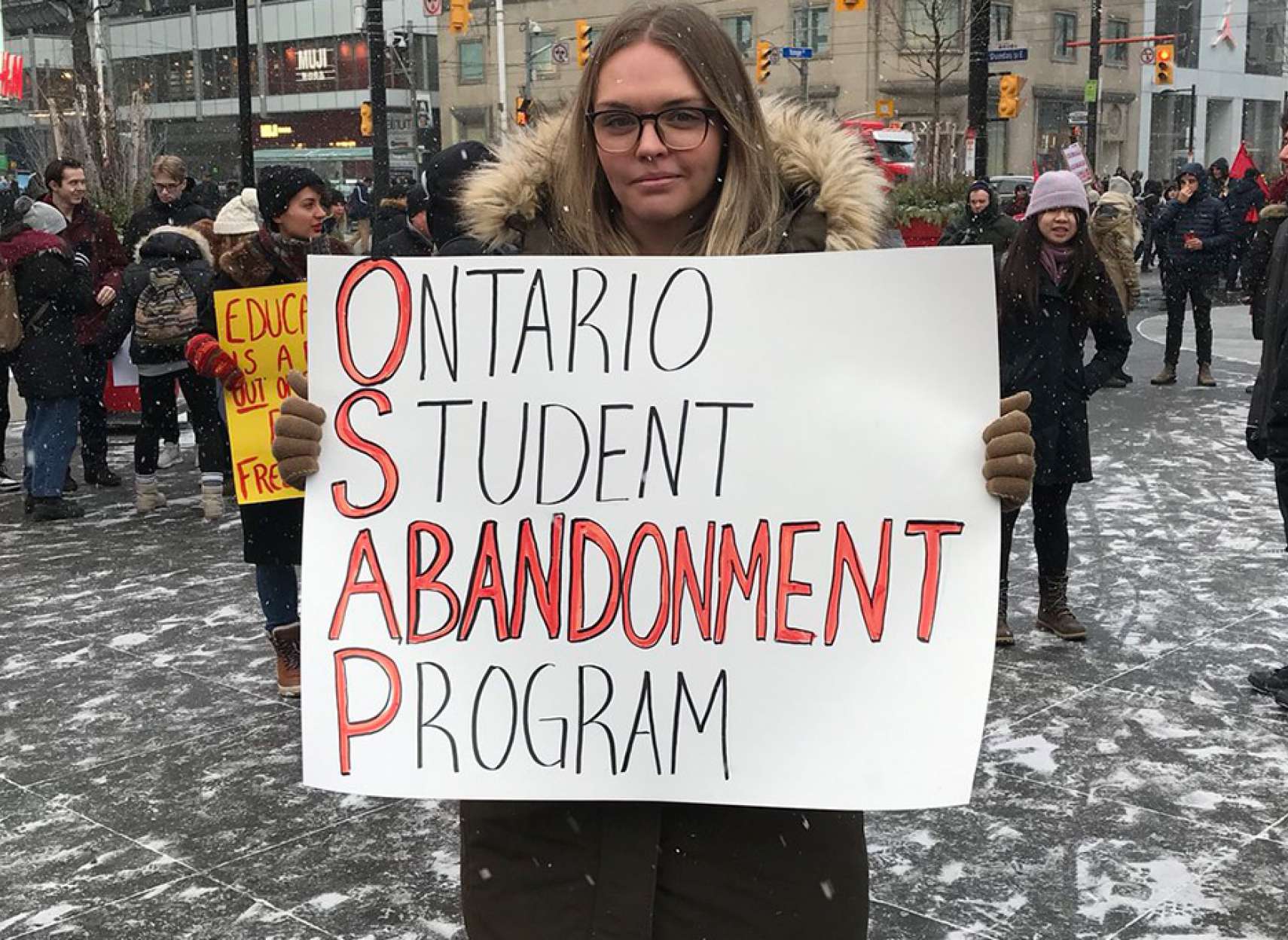 news-40-daneshjoyan-no-debt