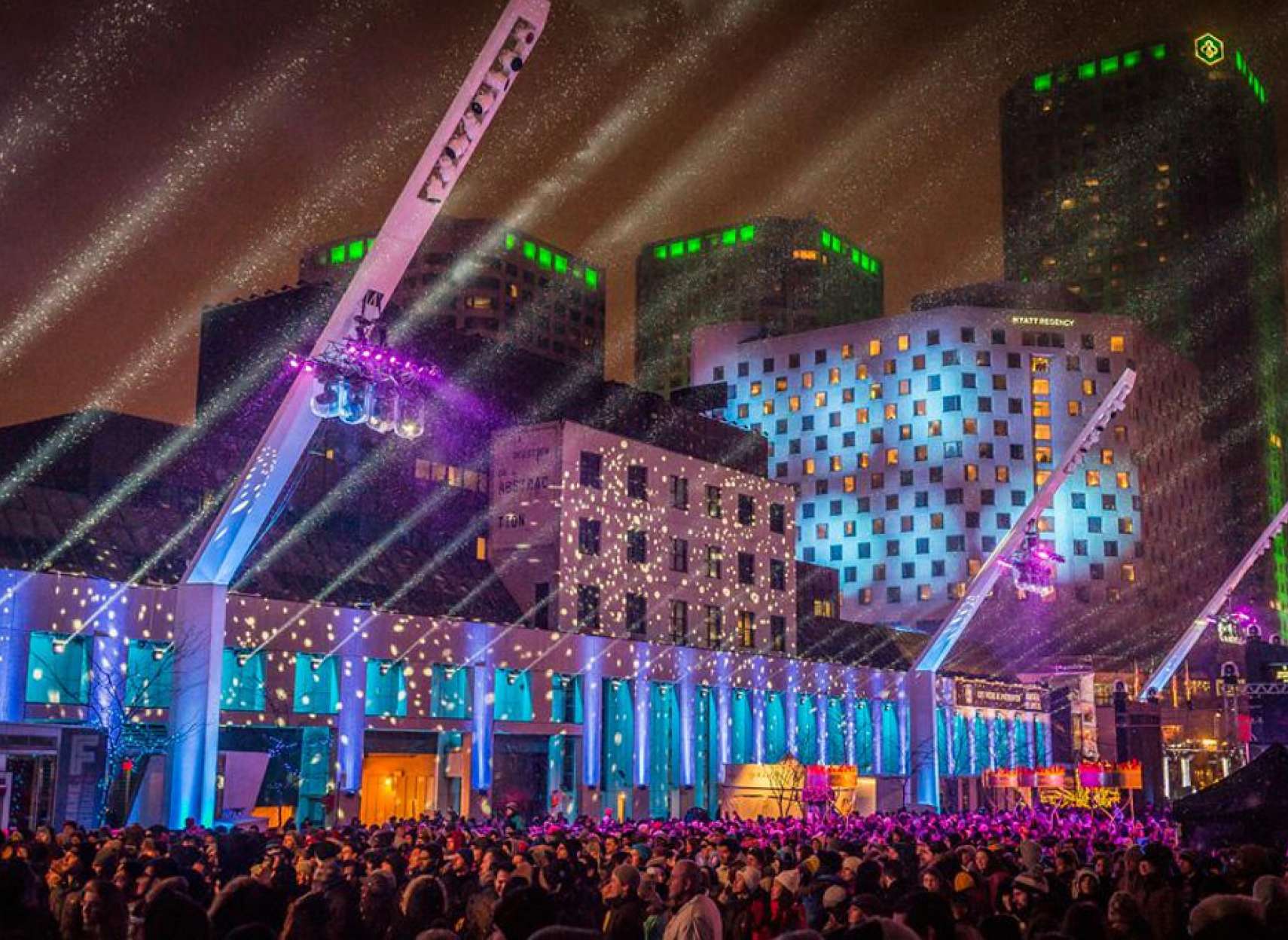 news-Ontario-shabe-sefid