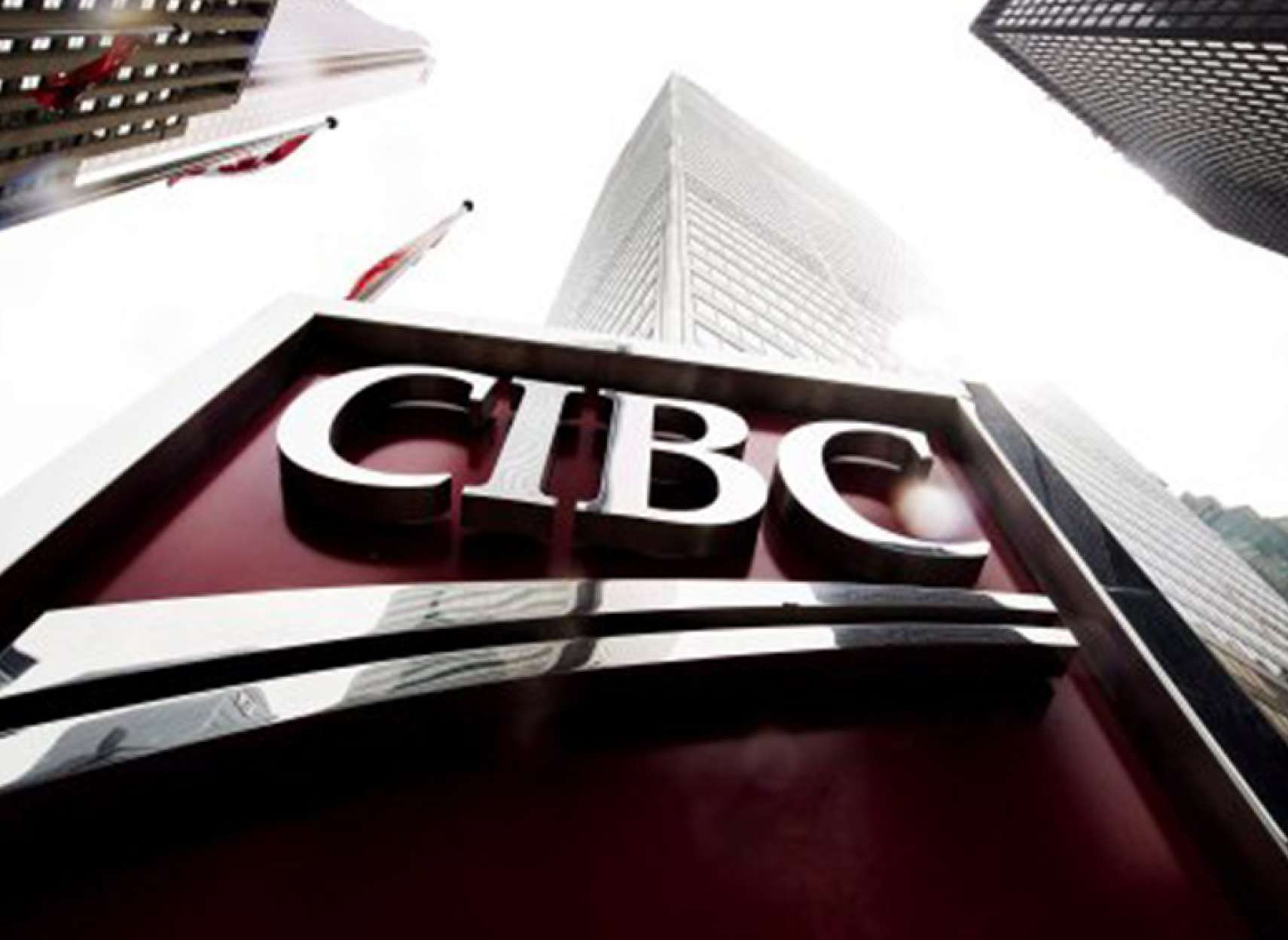 news-canada-bank-pasdadan