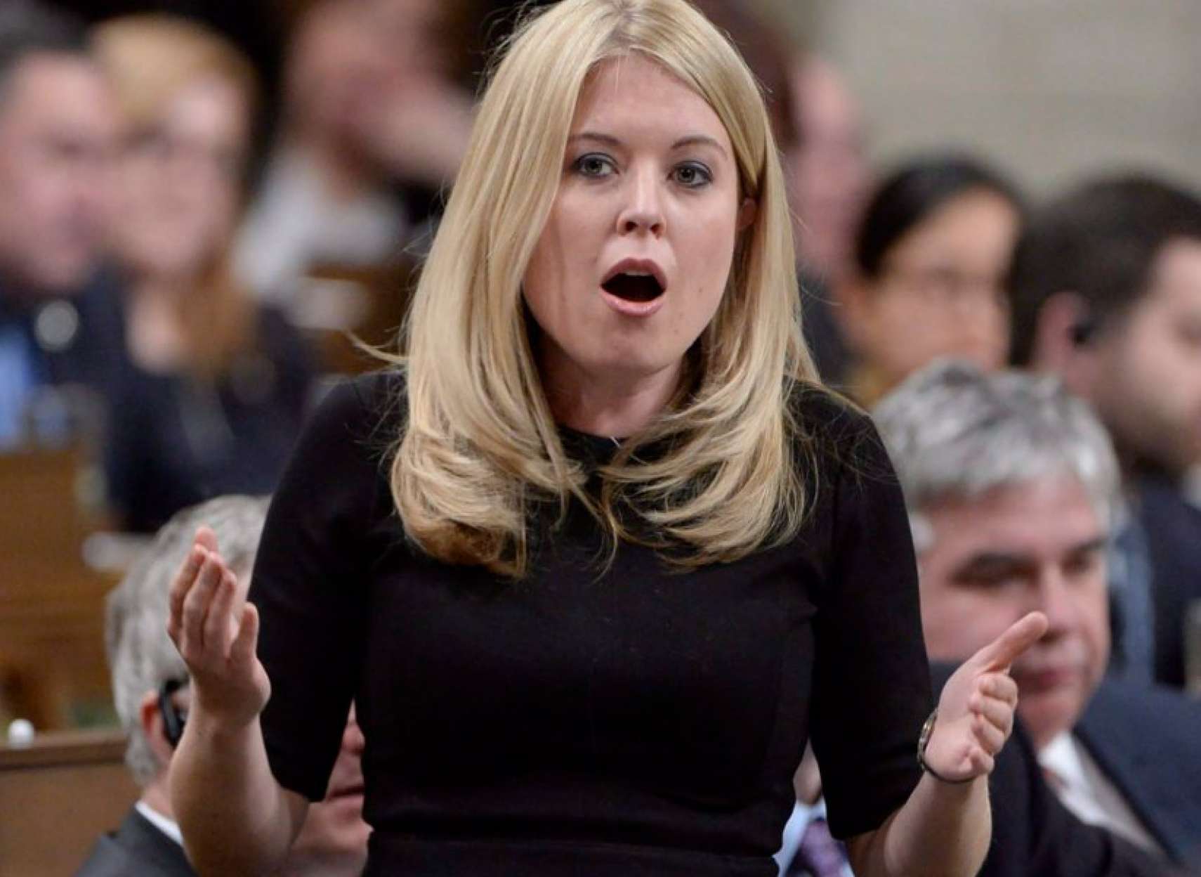 news-siasat-canada-assult