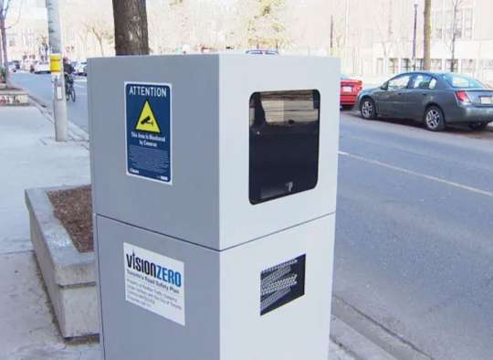 خبر-تورنتو-دوربین-های-جریمه-کننده-و-نقره-داغ-کننده-رانندگی-بیشتری-سفارش-می-دهد