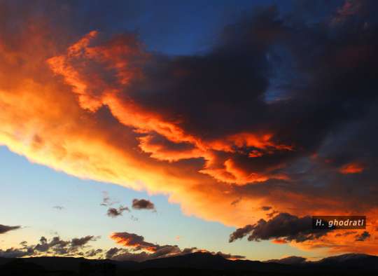 ابرهایی رنگ در رنگ